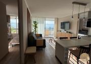 Apartment with ocean views, excellent location