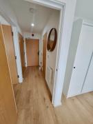 Bright and Modern 1-Bedroom Flat Camp Street