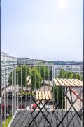 Modern Studio with Balcony next to Railway Station