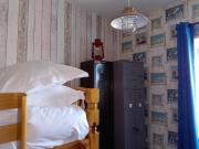 4 Cromwell Terrace - 2 bed top floor apartment with views across town to the sea 4 Cromwell Terrace - 2 bed top floor apartment with views across town to the sea