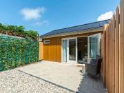 Beautiful suite on the village square