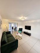 Family Friendly Modern 4BD House