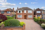 Luxury four bedroom home with large garden