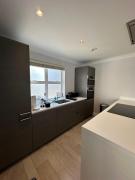 Hidden 2BD Gem Opposite Hyde Park