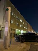 إفيرست الملقا الذاتية إفيرست الملقا الذاتية