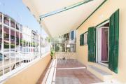 Kostas House