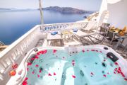 Top Oia