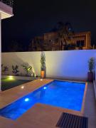 Modern House private Pool, Rooftop & beach view