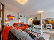 3 Bed in Blakeney 75010