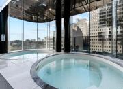 Cozy 1BR Apt in CBD-Heated pool,Spa,Sauna,Gym 462