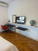 Charmosa casa 4 suítes no Jd Europa