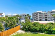 Beachside Villas 823