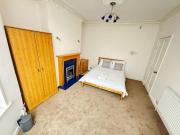 Bright & Cozy Private Room Near Bristol City Centre