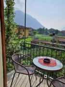 Casa Carla, Velzo, Grandola ed Uniti,