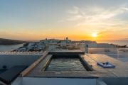 Enalion White Suites Oia