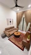 Top Tanah Merah