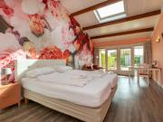 Romantic studio with garden