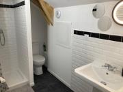 Propriété de cœur de ville avec piscine et jardin partagés