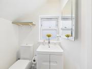 Top Tilehurst