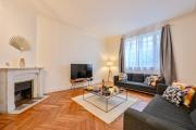 Elegant appartement 3 chambres, 3 salles de bain- Double séjour- Paris 16e- Calme et standing