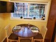 Work from Here Mission Garden Apt Fast WiFi