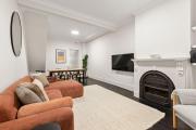 Glebe Retreat with Parking & Outdoor Dining