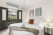 Glebe Retreat with Parking & Outdoor Dining