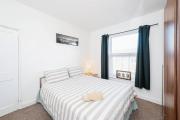 4 Bedroom House For Corporate Stays in Kettering 4 Bedroom House For Corporate Stays in Kettering