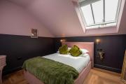 Chic Retreat with King Bed in Barnard Castle