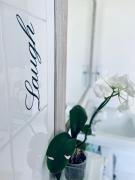 Bright loft room near Wimbledon tennis