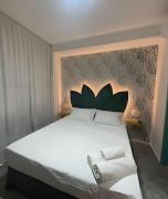 Studio completo - proximo ao metro Luz