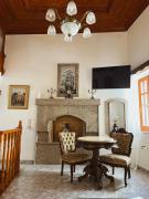 Margo Traditional House