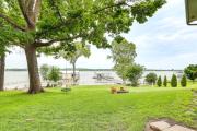Lakefront Home w Private Dock in Grove