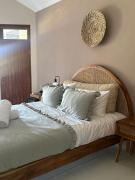 Uluwatu Ocean Front Surf Suite