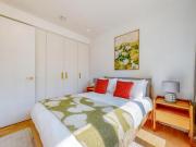 Modern 1BR Flat Balcony Near Tube Pass the Keys