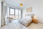 Elegant 2BR with Maids and Stunning Canal Views