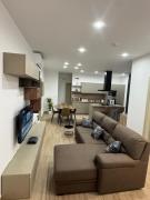 Varka Holiday Apartment - Modern Family Friendly and Accessible for All