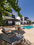 300m to Beach 2 Bedroom Garden Floor Flat with Pool A1 - Yeni Dünya Bodrum