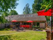 Squirrel Barn - Family Getaway Pass the Keys