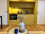 Celine 11 Appart Jaune chaleureux pour 4 voyageurs à Paris
