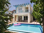 Villa Lawton - Magnificent sea & mountain views!
