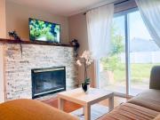 Niagara Falls Quiet Neighborhood Air Conditioning Parking