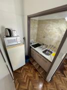 Luminoso y Cálido con Balcón a la calle