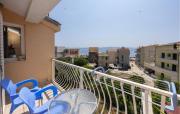 1 Bedroom Stunning Apartment In Podgora