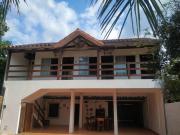 Hostal Landivar - A media cuadra de la plaza