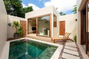 Casa Wayan Made, private pool villa in central Bingin
