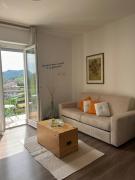 THE SUNFLOWER APARTMENT