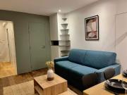 Celine 10 Lécrin de Pierre, Cozy apartment for 4 in Paris