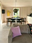 Family-Friendly Home Near Child-Friendly Beach