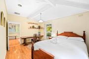 Top Donvale